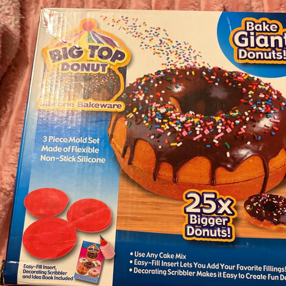 Big Top Donut Silicone Mold Set